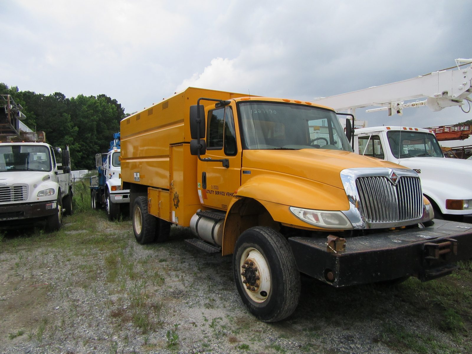 Click for price on this 2012 IHC 4×4 Chip Dump