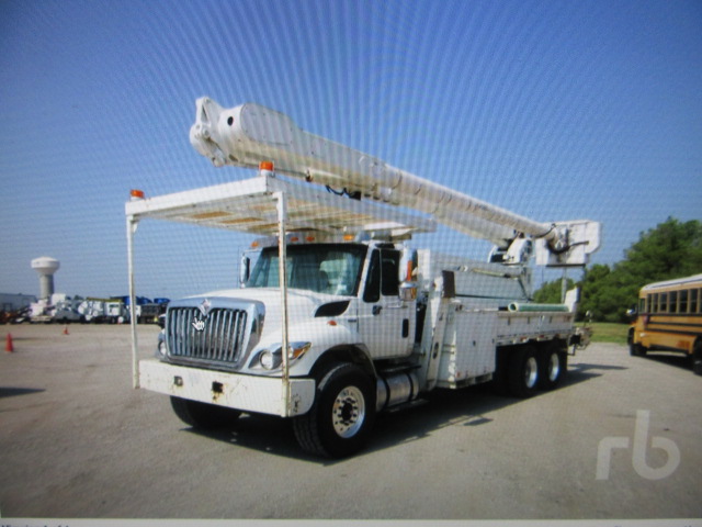 Click for price on this 2008 IHC 7500 Altec 105′ Bucket Truck