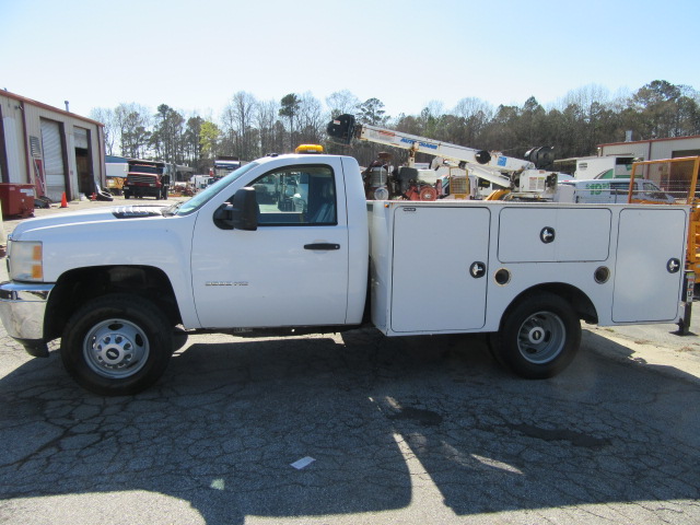 Click for price on this 2011 Chevy 3500HD Service Truck