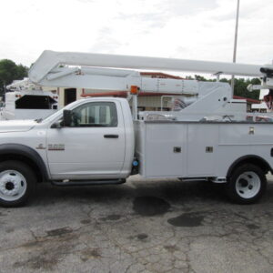 2018 Dodge 4x4 5500 Hiranger 42'MH Over-center Bucket Truck