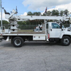 2004 GMC 7500 Commander 47' Digger Derrick