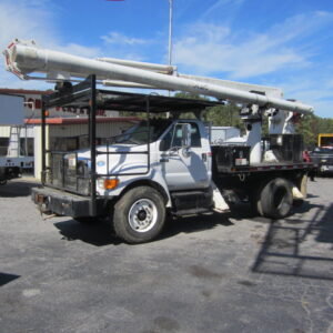 2010 Ford F750 Altec 62' Flatbed Forestry Truck