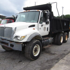 2003 IHC 7500 Dump Truck